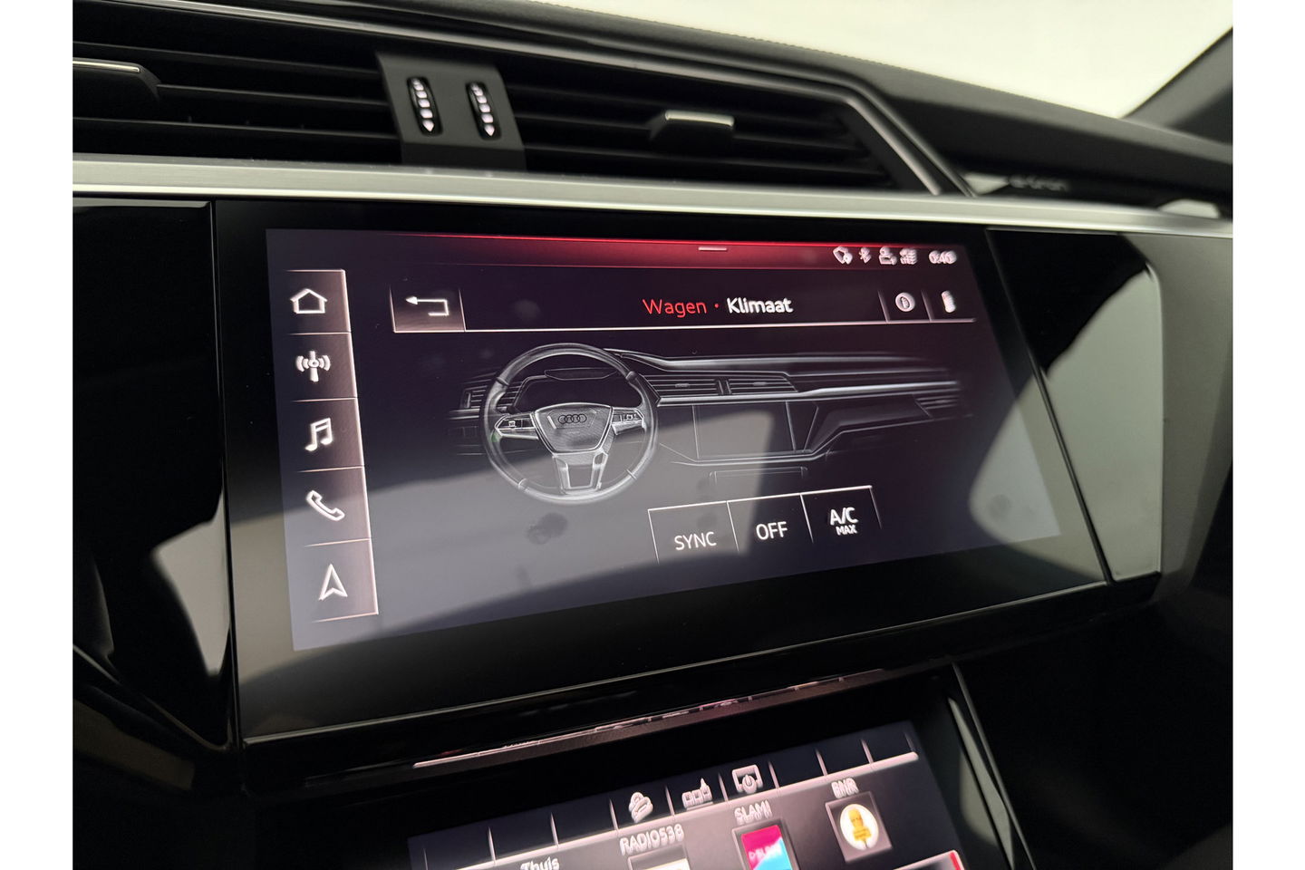 Audi e-tron 50 quattro Launch edition S-Line 71 kWh 313PK Pano Sfeer Memory Virtual Clima Cruise Carplay LED Navi PDC 20"LMV