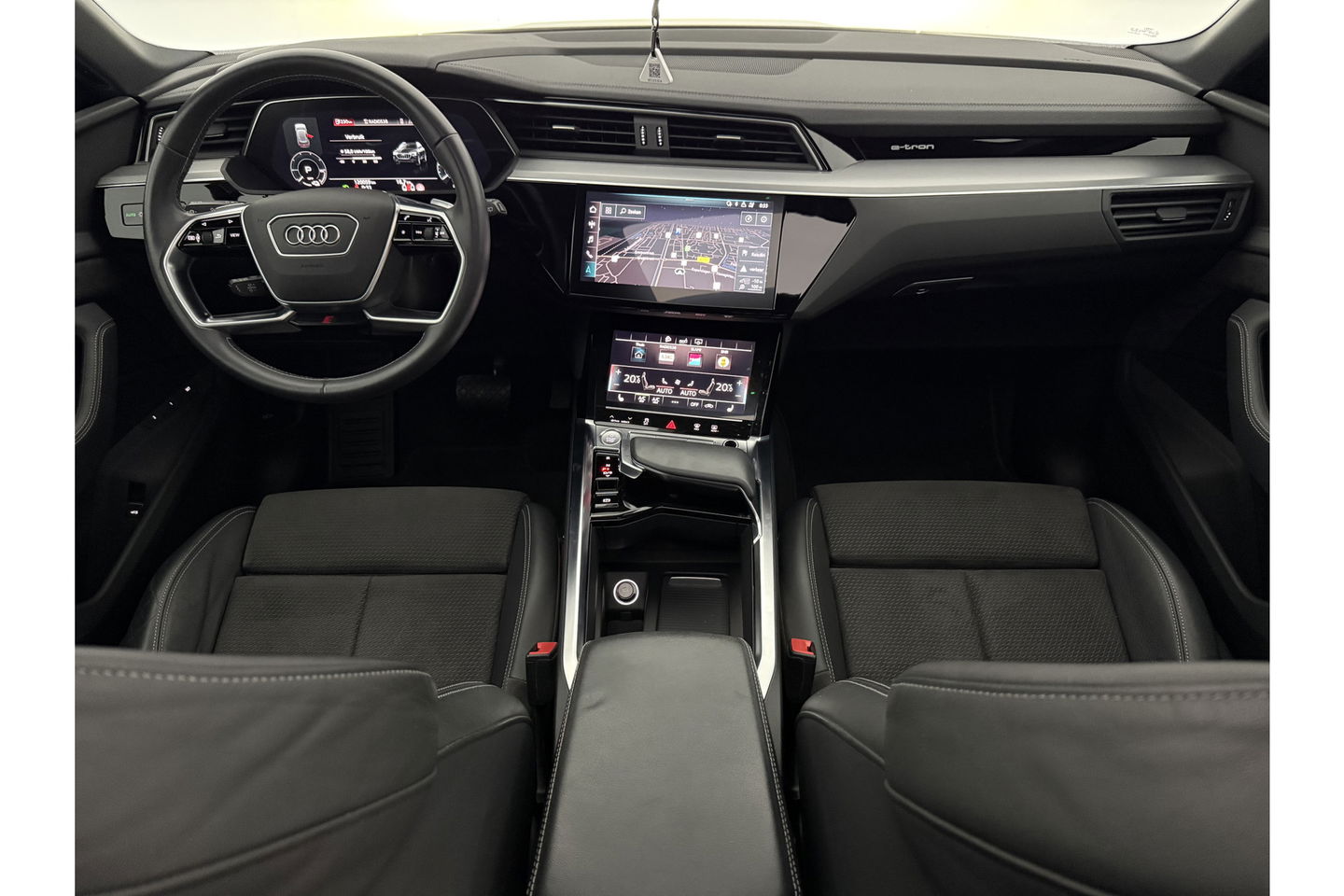 Audi e-tron 50 quattro Launch edition S-Line 71 kWh 313PK Pano Sfeer Memory Virtual Clima Cruise Carplay LED Navi PDC 20"LMV