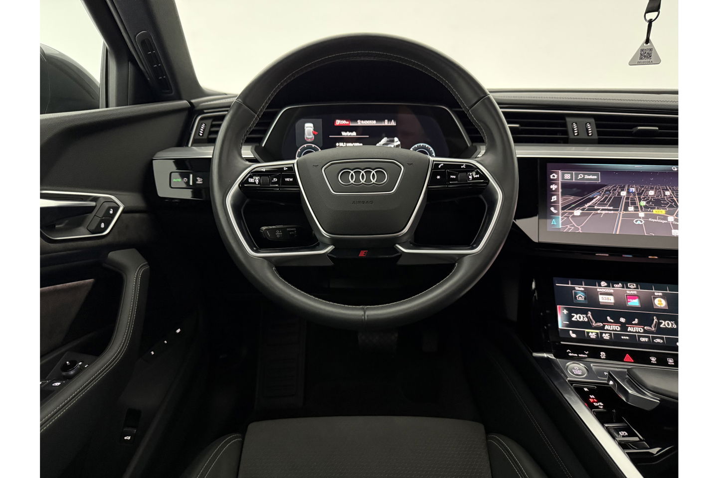 Audi e-tron 50 quattro Launch edition S-Line 71 kWh 313PK Pano Sfeer Memory Virtual Clima Cruise Carplay LED Navi PDC 20"LMV
