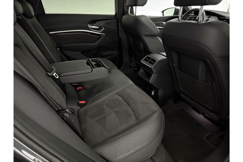 Audi e-tron 50 quattro Launch edition S-Line 71 kWh 313PK Pano Sfeer Memory Virtual Clima Cruise Carplay LED Navi PDC 20"LMV