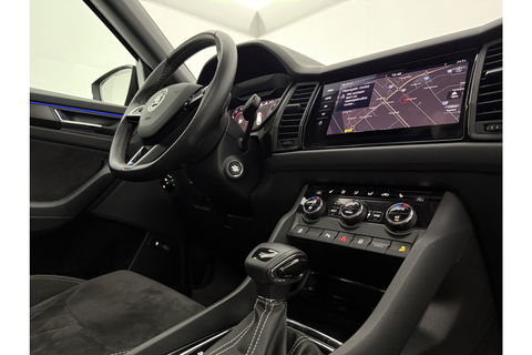 Škoda Kodiaq 1.5 TSI 150PK Sportline 7p Pano Sfeer Memory LED Navi Canton audio Clima Cruise Carplay Camera Virtual PDC Trekhaak 20"LMV