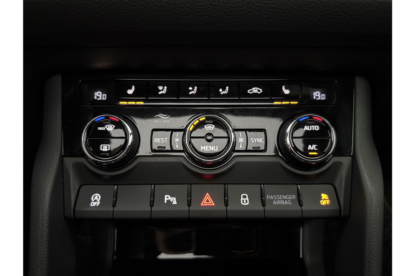 Škoda Kodiaq 1.5 TSI 150PK Sportline 7p Pano Sfeer Memory LED Navi Canton audio Clima Cruise Carplay Camera Virtual PDC Trekhaak 20"LMV
