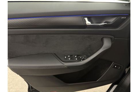Škoda Kodiaq 1.5 TSI 150PK Sportline 7p Pano Sfeer Memory LED Navi Canton audio Clima Cruise Carplay Camera Virtual PDC Trekhaak 20"LMV