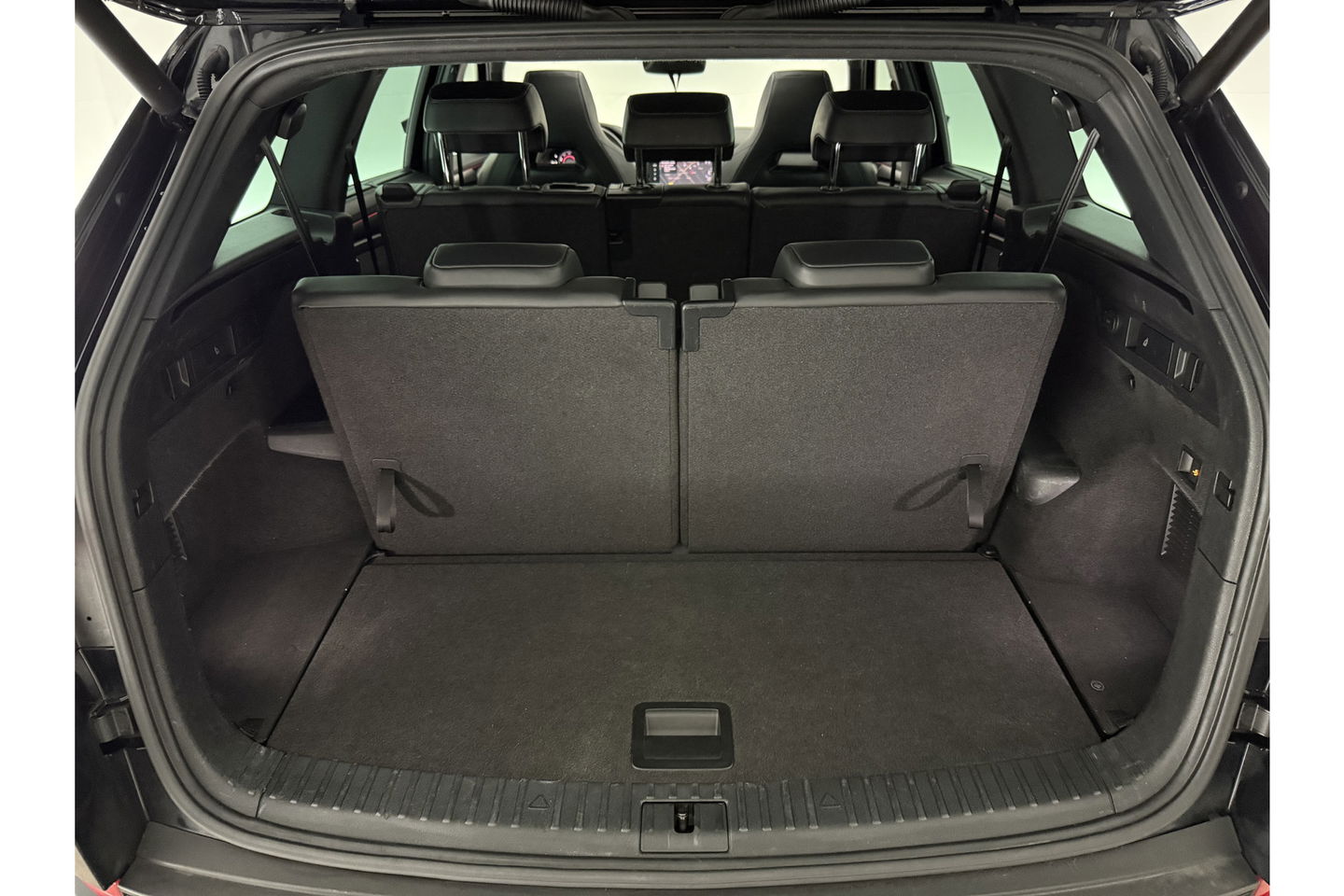 Škoda Kodiaq 1.5 TSI 150PK Sportline 7p Pano Sfeer Memory LED Navi Canton audio Clima Cruise Carplay Camera Virtual PDC Trekhaak 20"LMV