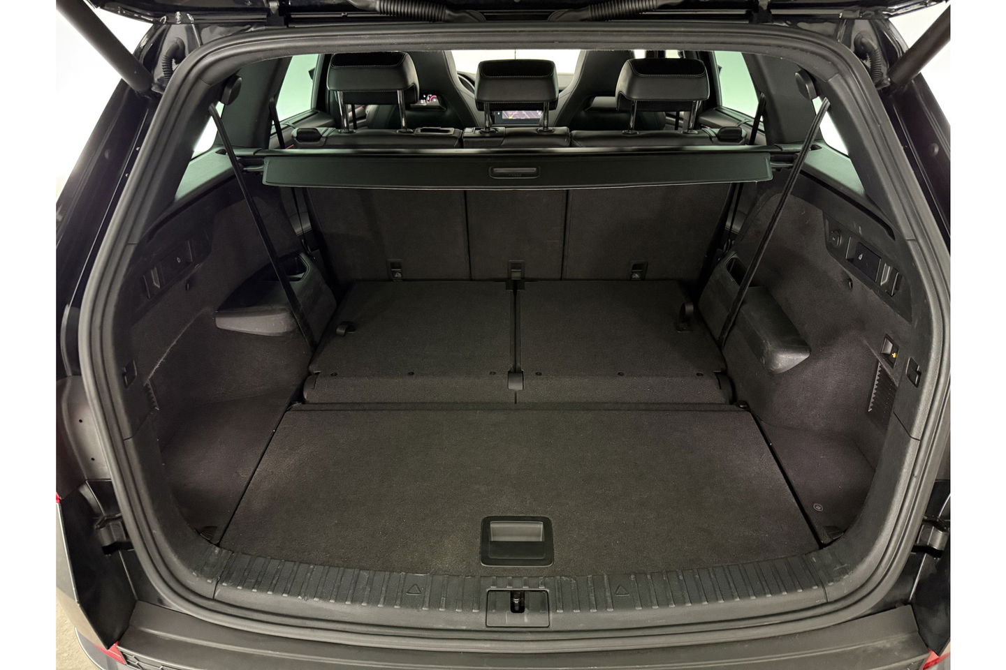 Škoda Kodiaq 1.5 TSI 150PK Sportline 7p Pano Sfeer Memory LED Navi Canton audio Clima Cruise Carplay Camera Virtual PDC Trekhaak 20"LMV