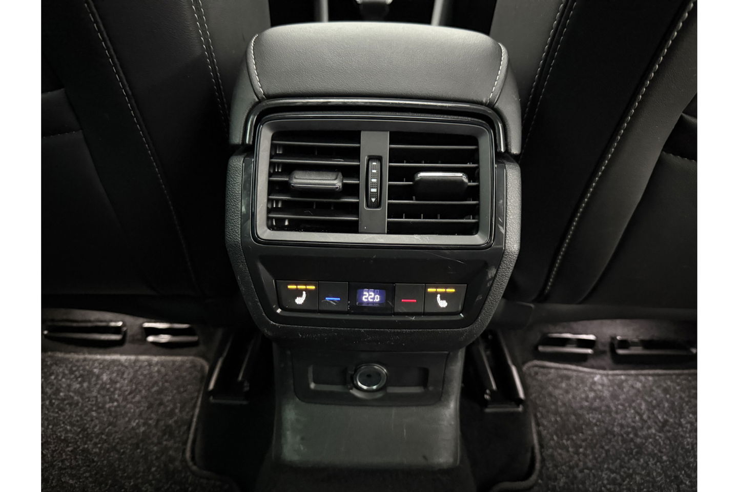 Škoda Kodiaq 1.5 TSI 150PK Sportline 7p Pano Sfeer Memory LED Navi Canton audio Clima Cruise Carplay Camera Virtual PDC Trekhaak 20"LMV