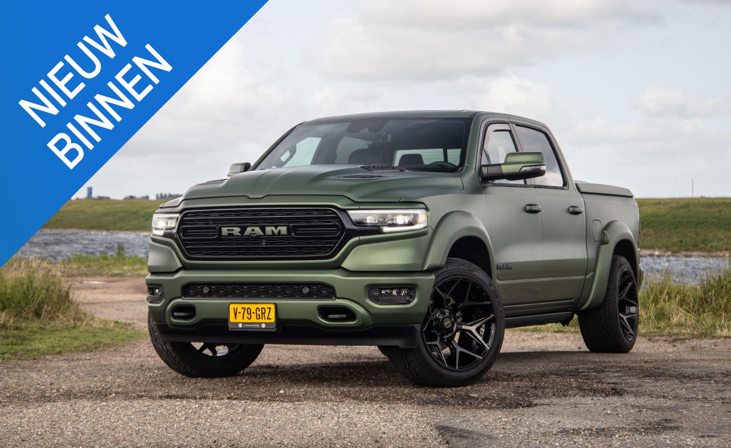 Dodge Ram Pick-Up 1500 5.7 V8 4x4 Crew Cab Limited BPM VRIJ / ALL IN PRIJS / PANO / KLEP / WIDE BODY / GARANTIE