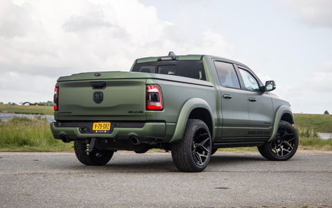 Dodge Ram Pick-Up 1500 5.7 V8 4x4 Crew Cab Limited BPM VRIJ / ALL IN PRIJS / PANO / KLEP / WIDE BODY / GARANTIE