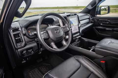 Dodge Ram Pick-Up 1500 5.7 V8 4x4 Crew Cab Limited BPM VRIJ / ALL IN PRIJS / PANO / KLEP / WIDE BODY / GARANTIE