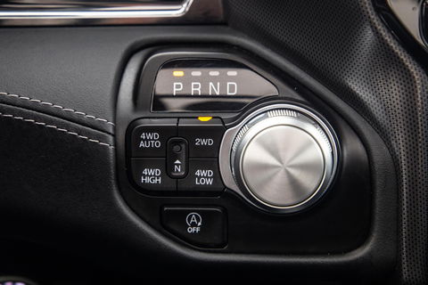 Dodge Ram Pick-Up 1500 5.7 V8 4x4 Crew Cab Limited BPM VRIJ / ALL IN PRIJS / PANO / KLEP / WIDE BODY / GARANTIE