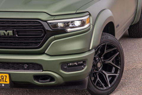 Dodge Ram Pick-Up 1500 5.7 V8 4x4 Crew Cab Limited BPM VRIJ / ALL IN PRIJS / PANO / KLEP / WIDE BODY / GARANTIE