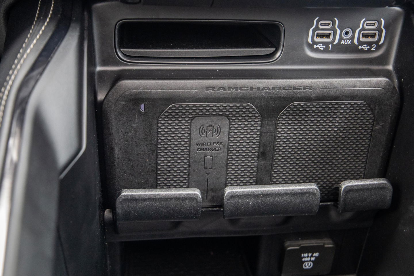 Dodge Ram Pick-Up 1500 5.7 V8 4x4 Crew Cab Limited BPM VRIJ / ALL IN PRIJS / PANO / KLEP / WIDE BODY / GARANTIE