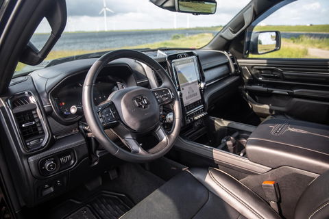 Dodge Ram Pick-Up 1500 5.7 V8 4x4 Crew Cab Limited BPM VRIJ / ALL IN PRIJS / PANO / KLEP / WIDE BODY / GARANTIE