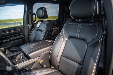 Dodge Ram Pick-Up 1500 5.7 V8 4x4 Crew Cab Limited BPM VRIJ / ALL IN PRIJS / PANO / KLEP / WIDE BODY / GARANTIE