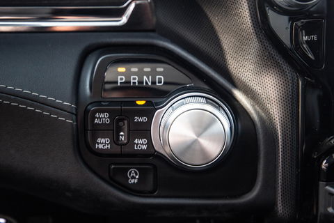 Dodge Ram Pick-Up 1500 5.7 V8 4x4 Crew Cab Limited BPM VRIJ / ALL IN PRIJS / PANO / KLEP / WIDE BODY / GARANTIE