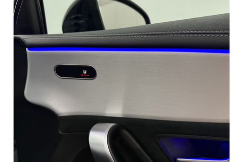Mercedes-Benz A-Klasse 180 AMG Pano Sfeer LED Virtual Clima Cruise Camera Carplay Navi PDC 19"LMV
