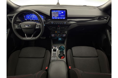 Ford Focus 1.5 EcoBoost ST Line X Business 150PK b&o Virtual LED Clima Cruise Camera Carplay PDC 18"LMV