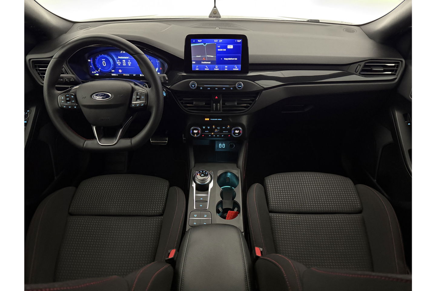 Ford Focus 1.5 EcoBoost ST Line X Business 150PK b&o Virtual LED Clima Cruise Camera Carplay PDC 18"LMV