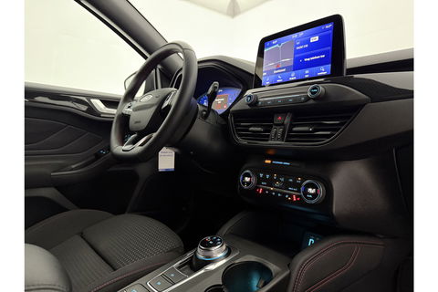 Ford Focus 1.5 EcoBoost ST Line X Business 150PK b&o Virtual LED Clima Cruise Camera Carplay PDC 18"LMV