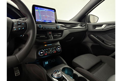 Ford Focus 1.5 EcoBoost ST Line X Business 150PK b&o Virtual LED Clima Cruise Camera Carplay PDC 18"LMV