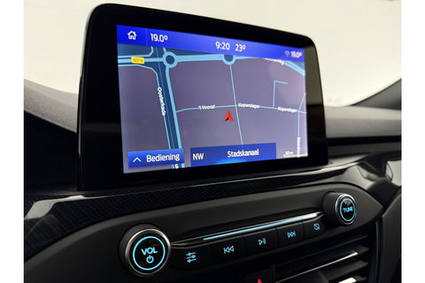 Ford Focus 1.5 EcoBoost ST Line X Business 150PK b&o Virtual LED Clima Cruise Camera Carplay PDC 18"LMV