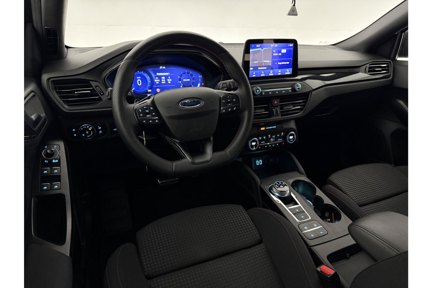 Ford Focus 1.5 EcoBoost ST Line X Business 150PK b&o Virtual LED Clima Cruise Camera Carplay PDC 18"LMV