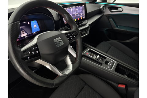 SEAT Leon 1.5 eTSI FR Launch Edition 150PK Sfeer LED Clima Cruise Carplay Camera Virtual Navi PDC 17"LMV