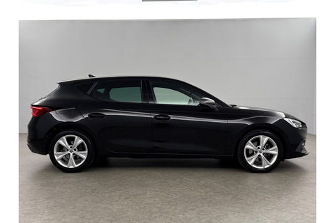 SEAT Leon 1.5 eTSI FR Launch Edition 150PK Sfeer LED Clima Cruise Carplay Camera Virtual Navi PDC 17"LMV