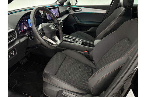 SEAT Leon 1.5 eTSI FR Launch Edition 150PK Sfeer LED Clima Cruise Carplay Camera Virtual Navi PDC 17"LMV