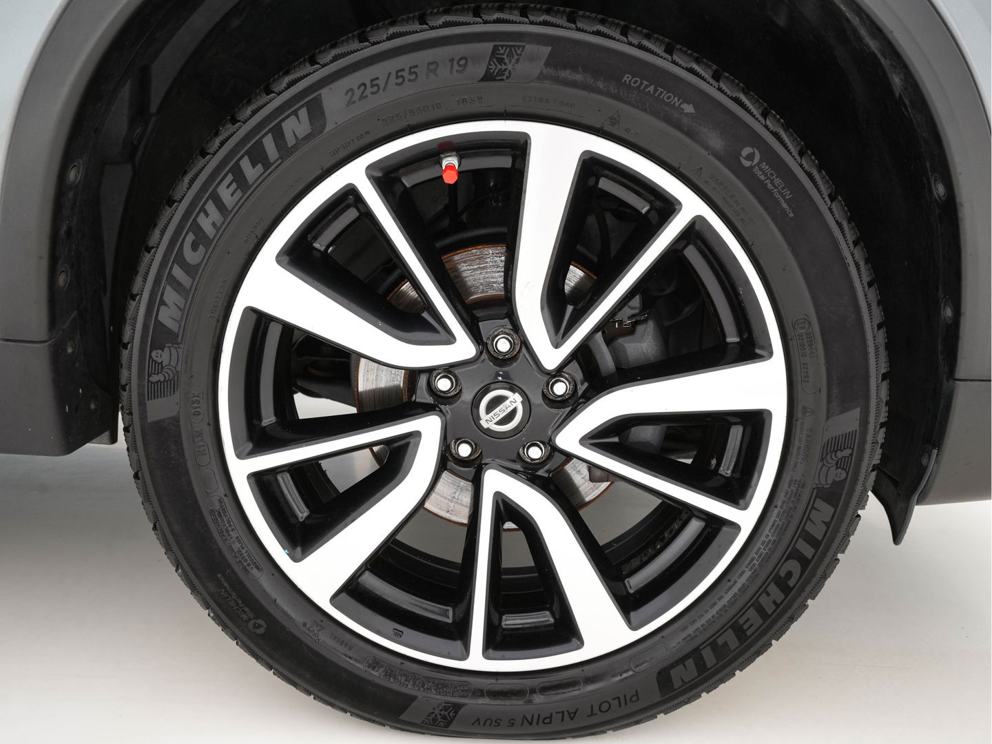 Nissan X-Trail 1.6 dCi Tekna Aut. *PANO | LUXURY-LEATHER | LED-LIGHTS | TOP-VIEW | JBL-AUDIO | BLINDSPOT | KEYLESS | HEATED-COMFORT-SEATS | NAVI-FULLMAP | 19''ALU*