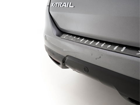 Nissan X-Trail 1.6 dCi Tekna Aut. *PANO | LUXURY-LEATHER | LED-LIGHTS | TOP-VIEW | JBL-AUDIO | BLINDSPOT | KEYLESS | HEATED-COMFORT-SEATS | NAVI-FULLMAP | 19''ALU*