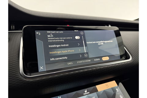 Land Rover Range Rover Evoque 1.5 P300E AWD 309PK R-Dynamic S 360 Camera LED Carplay Trekhaak Navigatie Virtual Leder PDC 20"LMV