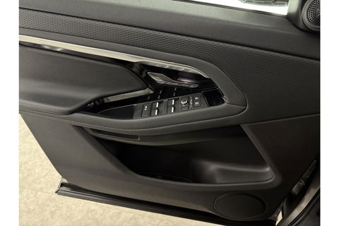 Land Rover Range Rover Evoque 1.5 P300E AWD 309PK R-Dynamic S 360 Camera LED Carplay Trekhaak Navigatie Virtual Leder PDC 20"LMV