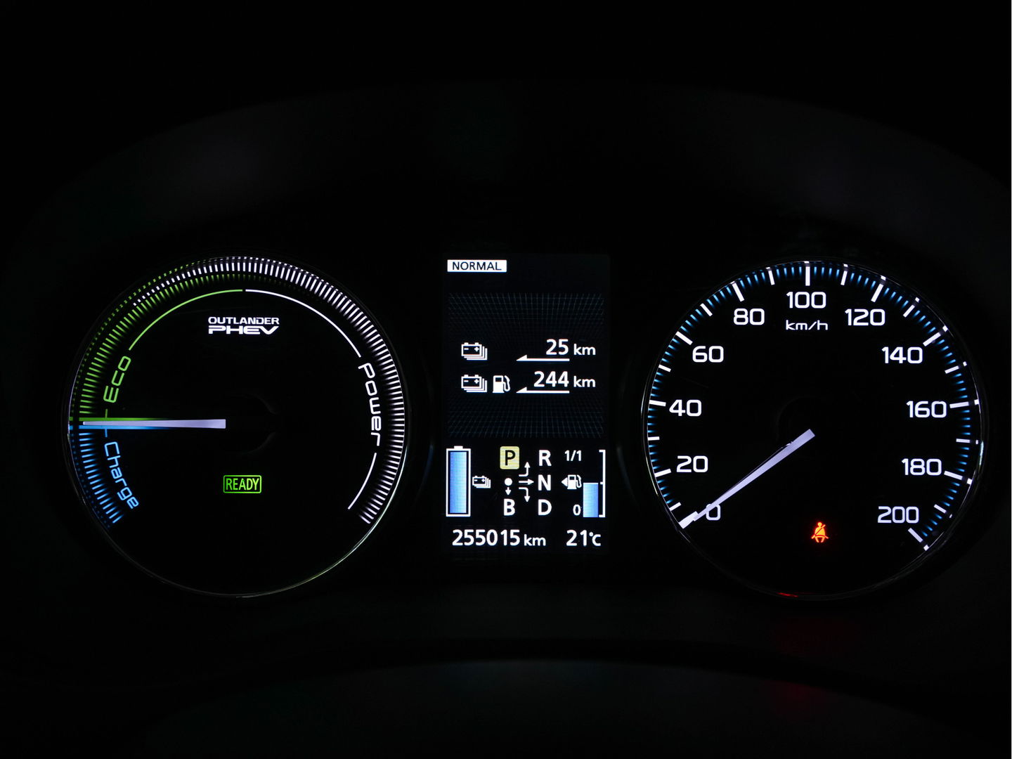 Mitsubishi Outlander 2.0 PHEV Instyle AWD Aut. *PANO | XENON | LUXURY-LEATHER | NAVI-FULLMAP | DAB+ | KEYLESS | CAMERA | HEATED-COMFORTSEATS | ROCKFORD-AUDIO | ECC | SHIFT-PADDLES | LANE-ASSIST | CRUISE | TOWBAR | 18"ALU*