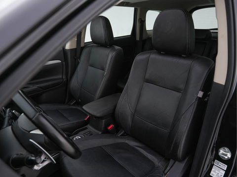 Mitsubishi Outlander 2.0 PHEV Instyle AWD Aut. *PANO | XENON | LUXURY-LEATHER | NAVI-FULLMAP | DAB+ | KEYLESS | CAMERA | HEATED-COMFORTSEATS | ROCKFORD-AUDIO | ECC | SHIFT-PADDLES | LANE-ASSIST | CRUISE | TOWBAR | 18"ALU*