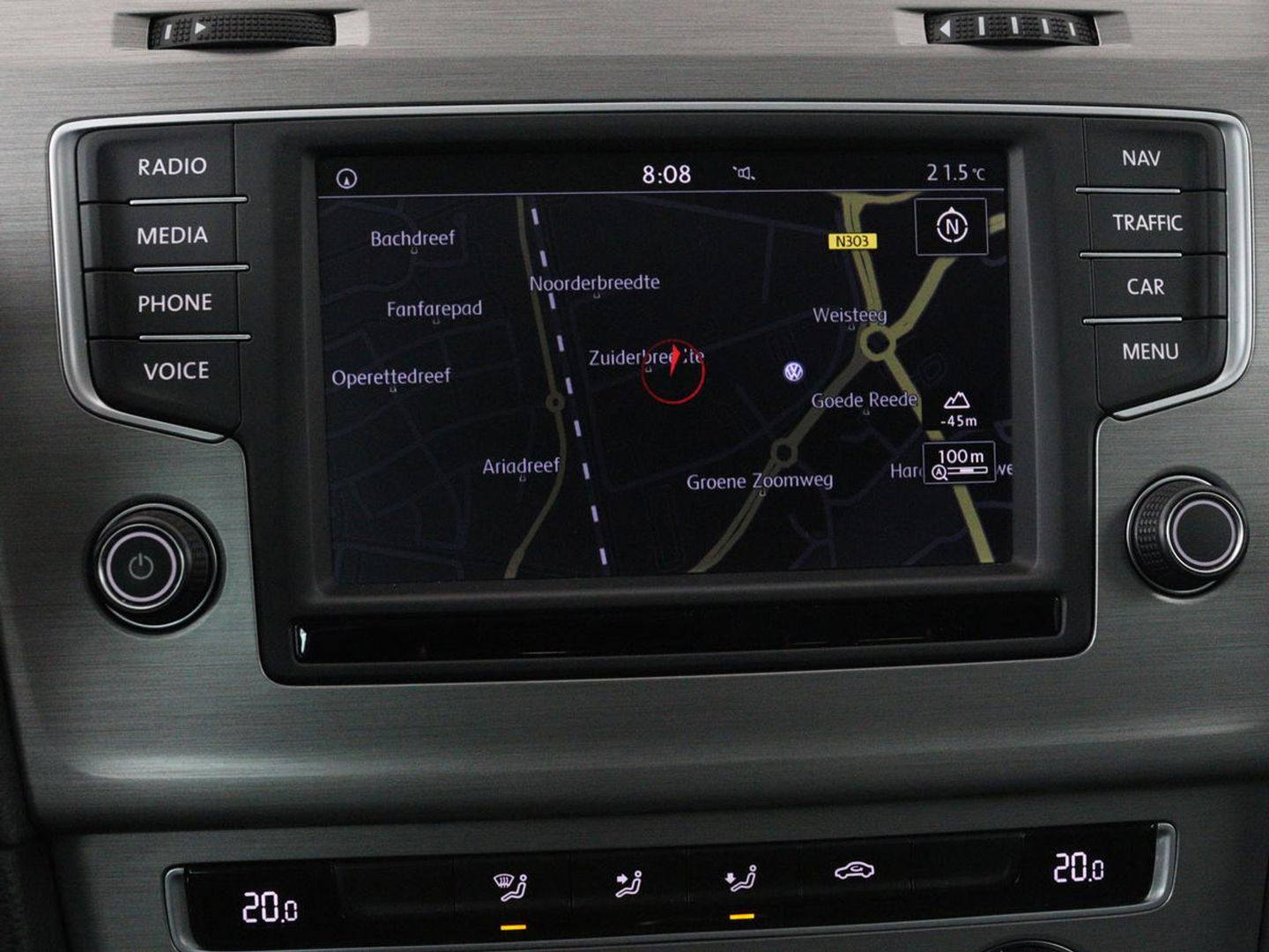 Volkswagen Golf 1.0 TSI Business Edition Connected | Camera | Cruise control | Carplay | Climate control | Navigatie | Bleutooth