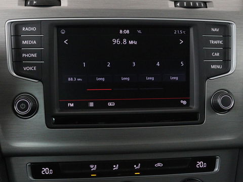 Volkswagen Golf 1.0 TSI Business Edition Connected | Camera | Cruise control | Carplay | Climate control | Navigatie | Bleutooth