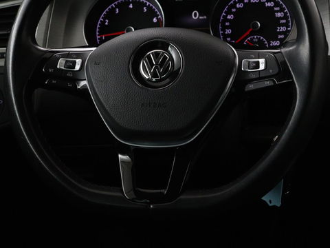 Volkswagen Golf 1.0 TSI Business Edition Connected | Camera | Cruise control | Carplay | Climate control | Navigatie | Bleutooth