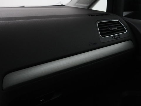 Volkswagen Golf 1.0 TSI Business Edition Connected | Camera | Cruise control | Carplay | Climate control | Navigatie | Bleutooth