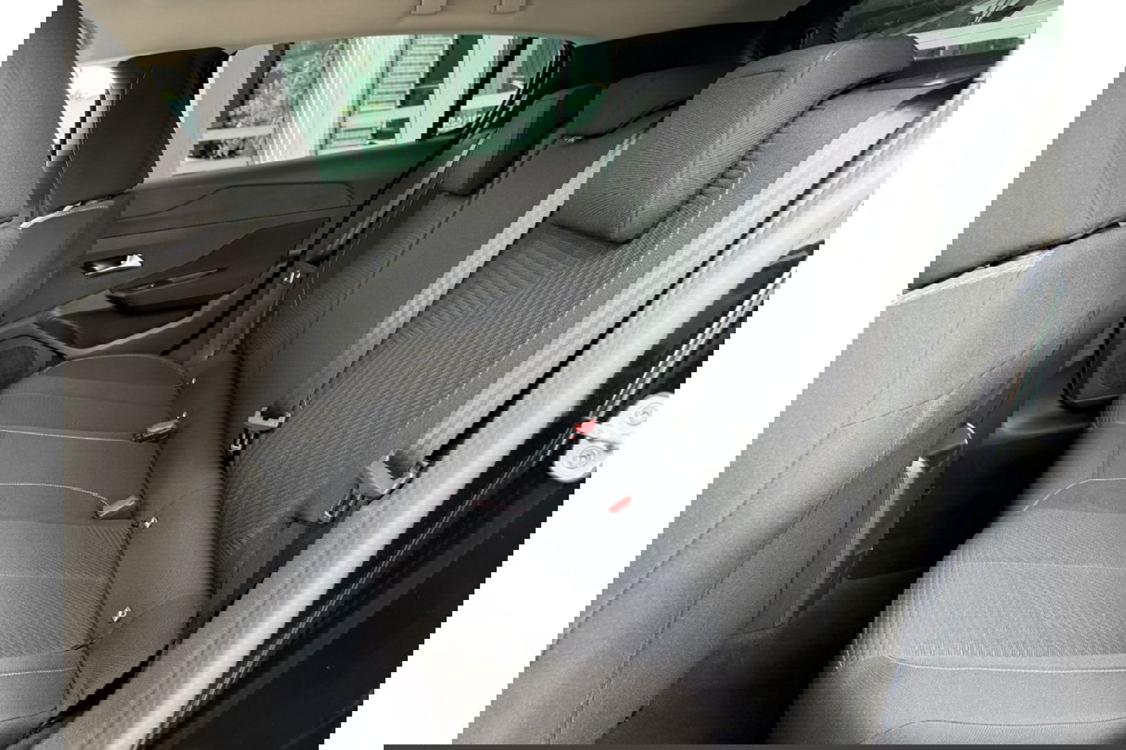 Peugeot 308 1.2 PURETECH 110PK ALLUREPACK CLIMA NAVI CARPLAY PDC.