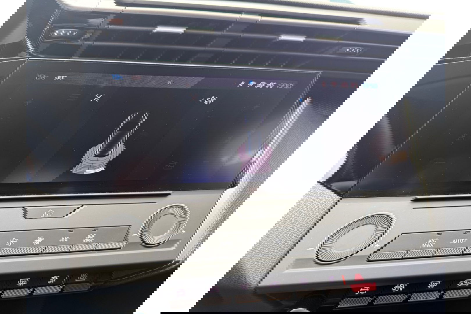 Peugeot 308 1.2 PURETECH 110PK ALLUREPACK CLIMA NAVI CARPLAY PDC.