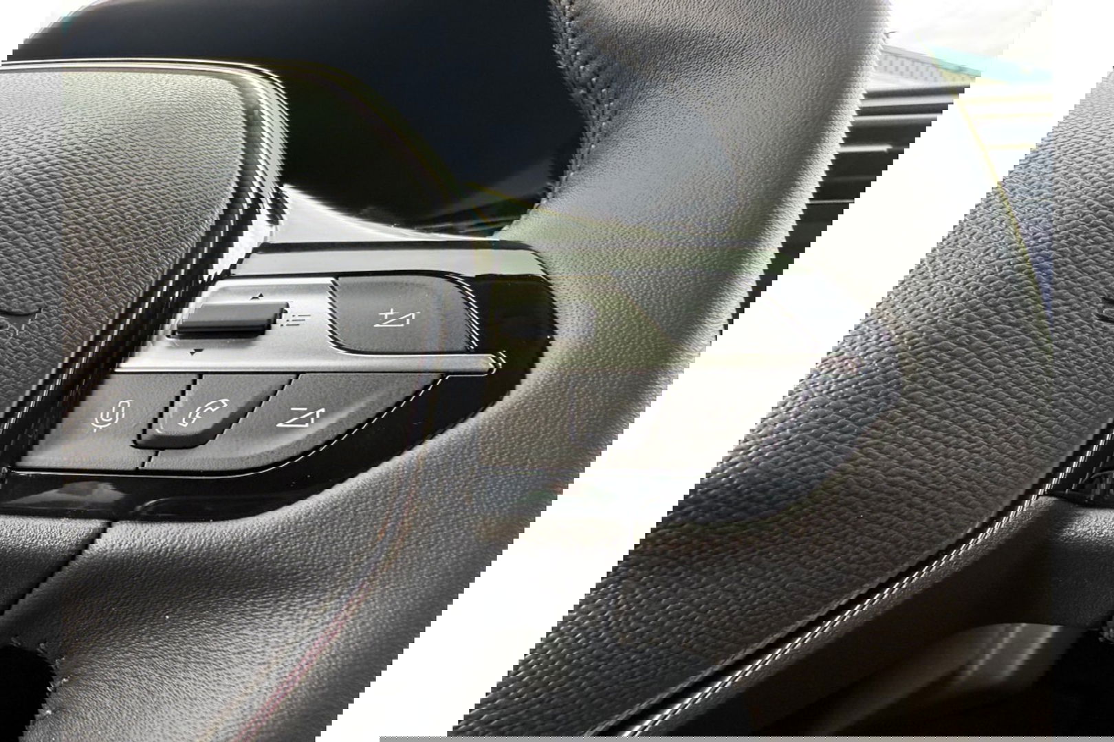 Peugeot 308 1.2 PURETECH 110PK ALLUREPACK CLIMA NAVI CARPLAY PDC.