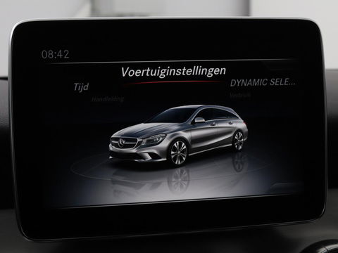 Mercedes-Benz CLA-Klasse Shooting Brake 200 OrangeArt Edition | Panoramadak | Camera | Stoelverwarming | Bleutooth | LMV 18 inch | LED | Cruise control | Alcantara