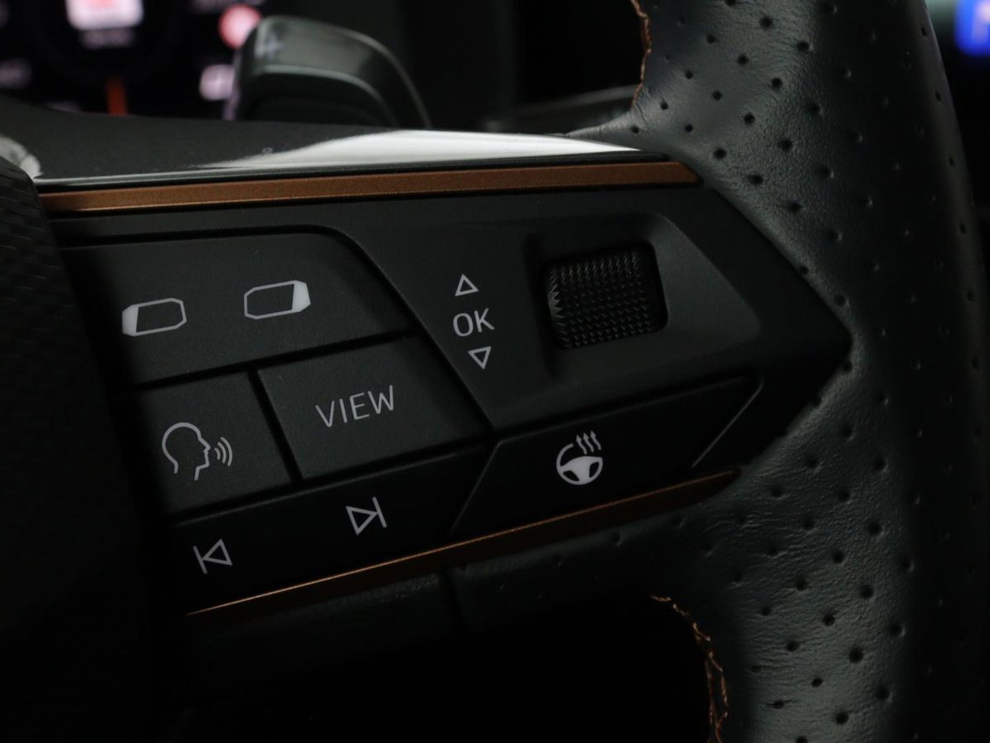 SEAT Leon 1.4 e-Hybrid Limited | Panoramadak | Camera | Adaptive cruise | Carplay | Memory | Stoel & Stuurverwarming