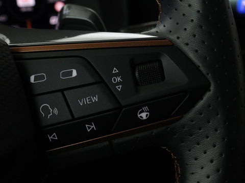 SEAT Leon 1.4 e-Hybrid Limited | Panoramadak | Camera | Adaptive cruise | Carplay | Memory | Stoel & Stuurverwarming