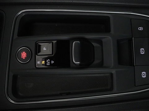 SEAT Leon 1.4 e-Hybrid Limited | Panoramadak | Camera | Adaptive cruise | Carplay | Memory | Stoel & Stuurverwarming