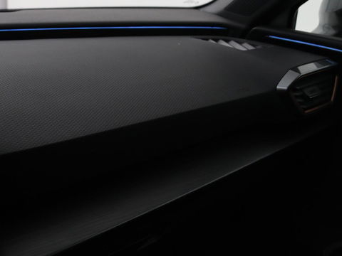 SEAT Leon 1.4 e-Hybrid Limited | Panoramadak | Camera | Adaptive cruise | Carplay | Memory | Stoel & Stuurverwarming