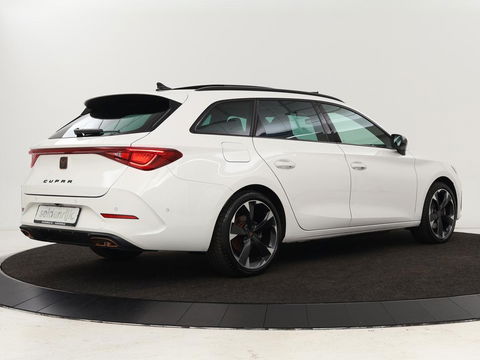 SEAT Leon 1.4 e-Hybrid Limited | Panoramadak | Camera | Adaptive cruise | Carplay | Memory | Stoel & Stuurverwarming