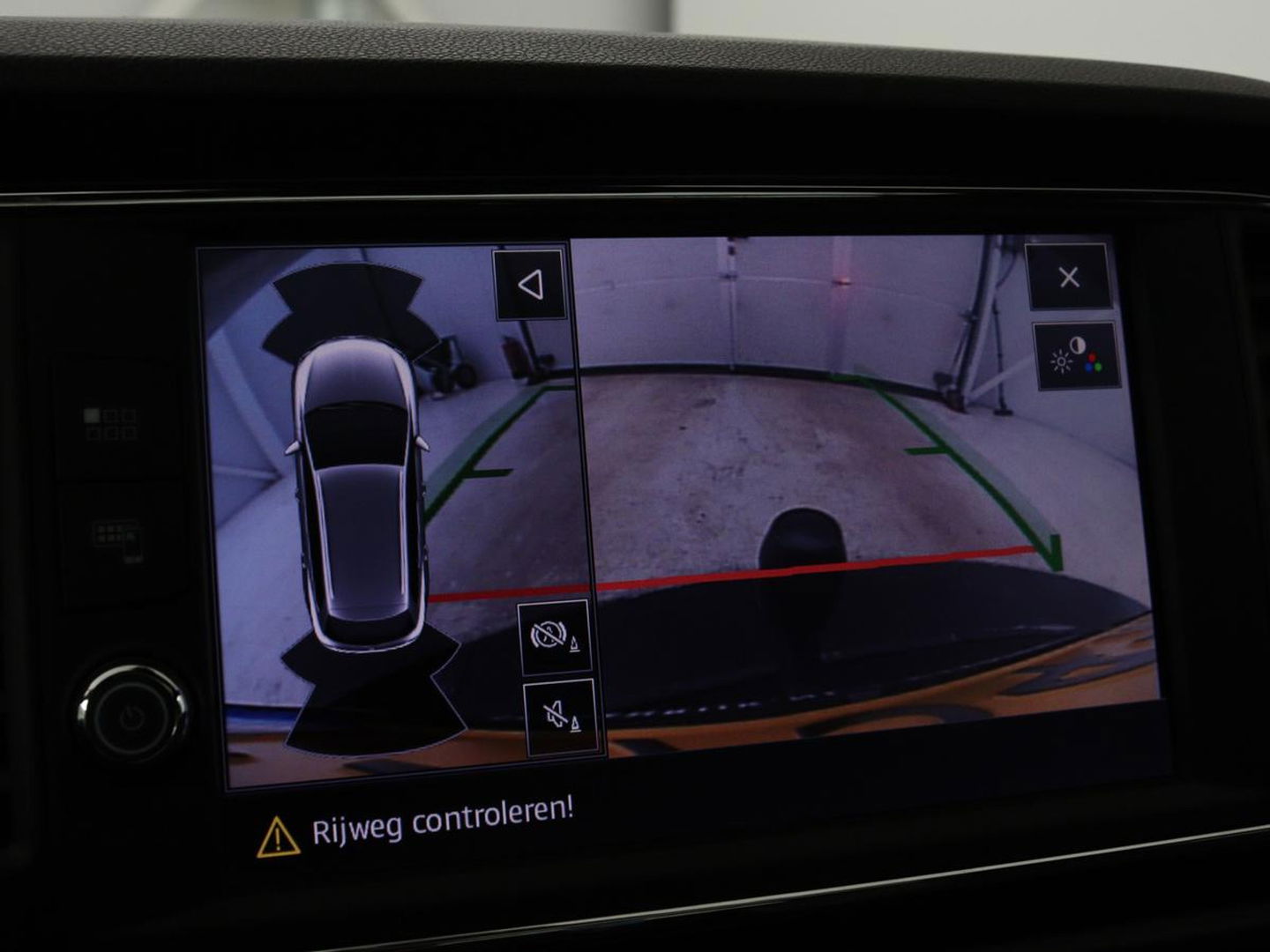 SEAT León ST 1.5 TSI FR Intense | Panoramadak | DSG | Stoelverwarming | Carplay | Camera | Trekhaak | Full-LED | Keyless | Navigatie