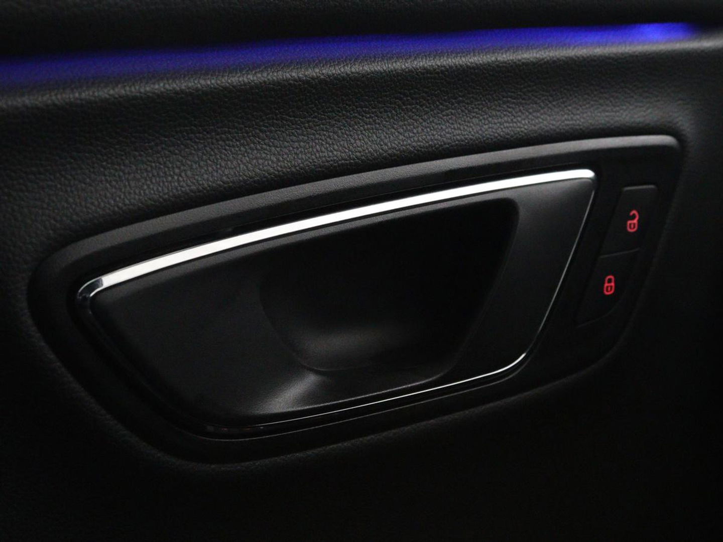 SEAT León ST 1.5 TSI FR Intense | Panoramadak | DSG | Stoelverwarming | Carplay | Camera | Trekhaak | Full-LED | Keyless | Navigatie
